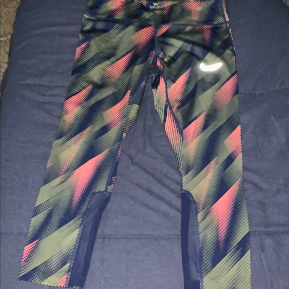 Nike dri fit cropped running tights
